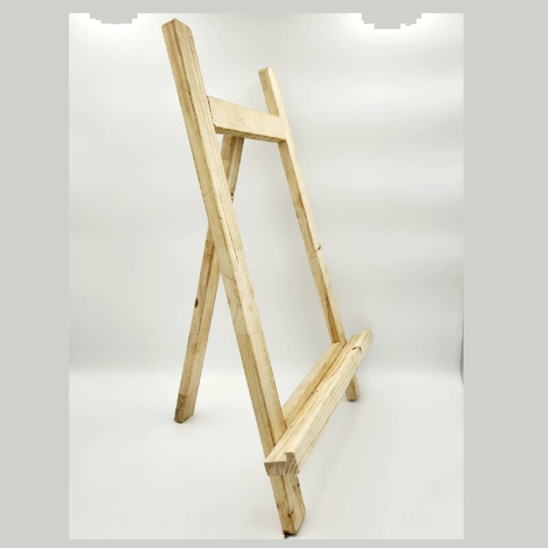 Wooden Easel 5ft +- 1524mm